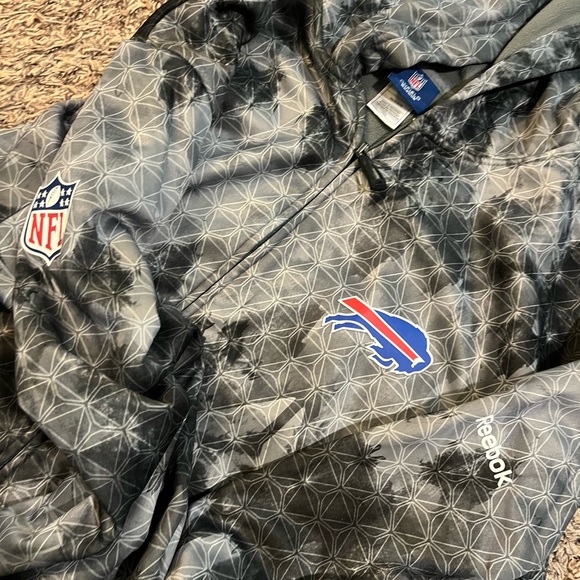 Buffalo Bills Onfield Reebok Zip Up Hoodie sz Large - Picture 3 of 4
